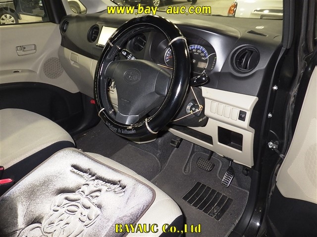 SUBARU LUCRA