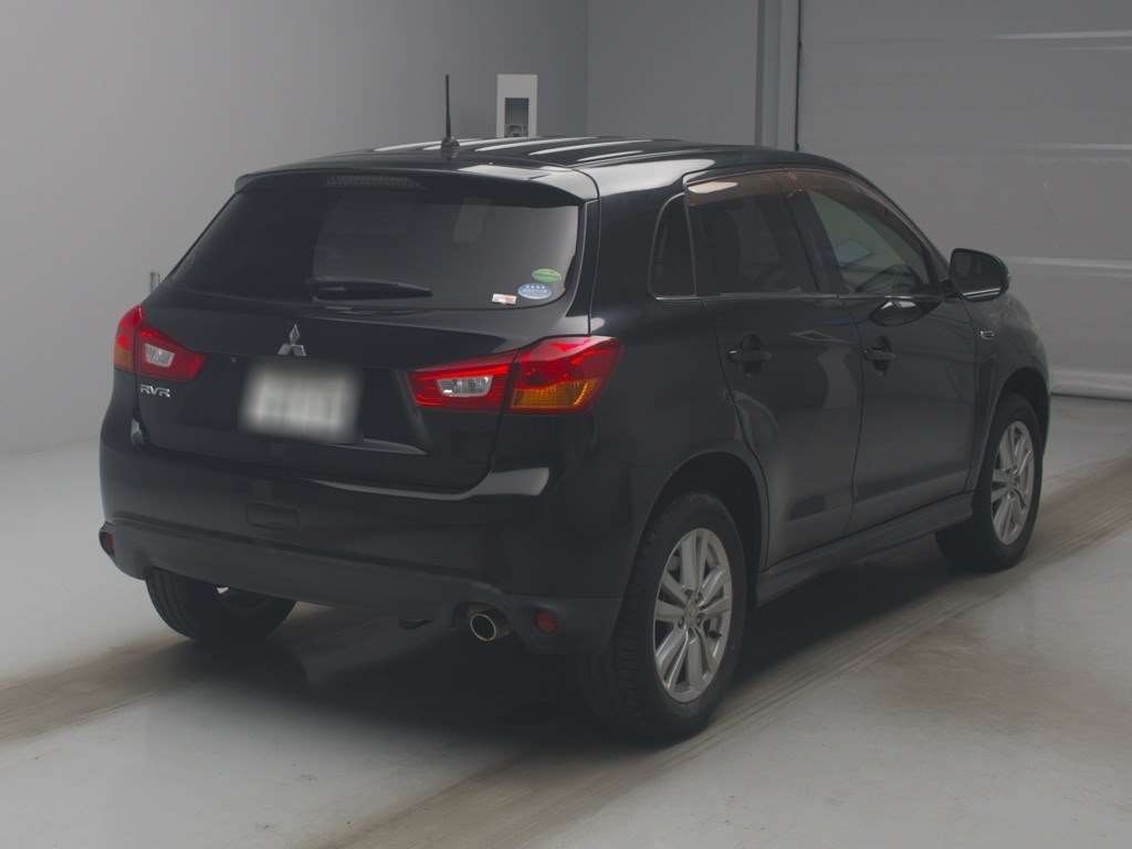 MITSUBISHI RVR