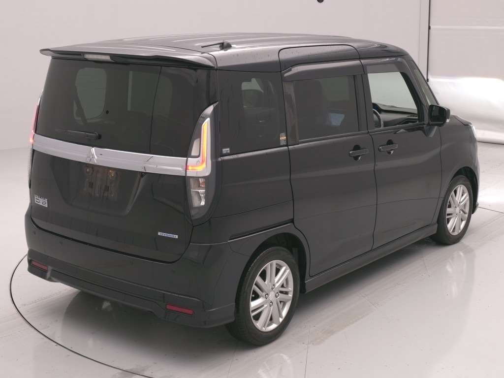 MITSUBISHI DELICA D:2