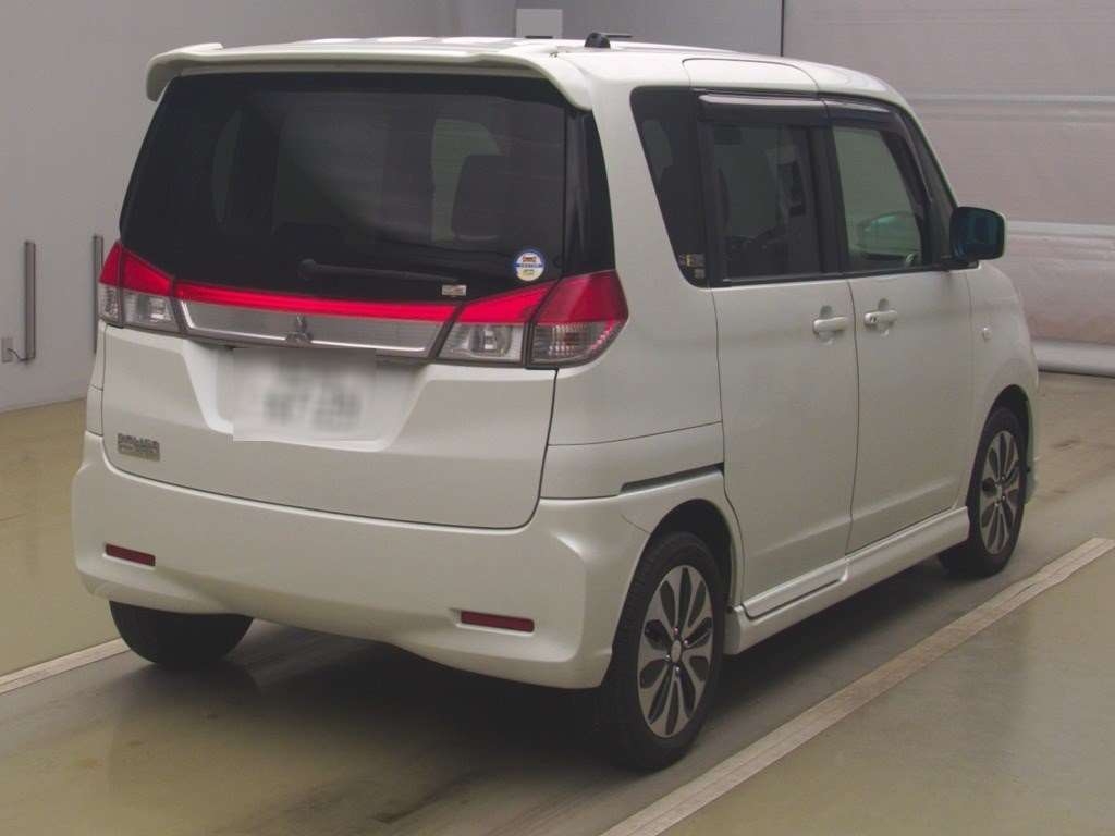MITSUBISHI DELICA D:2