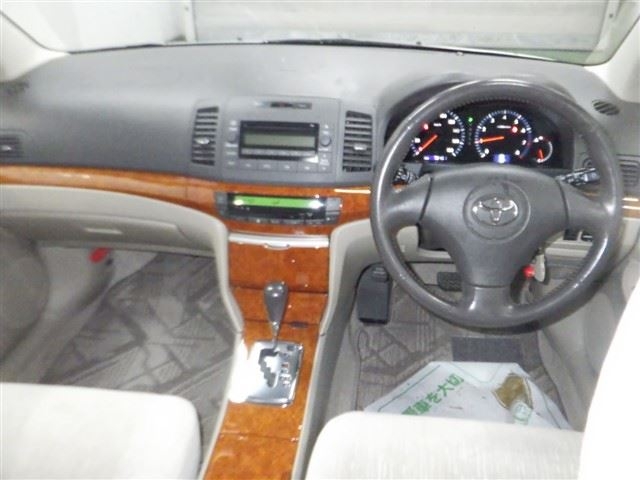 TOYOTA PREMIO