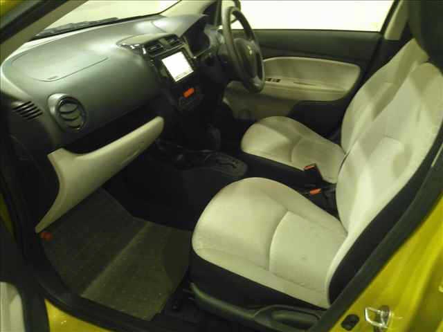 MITSUBISHI MIRAGE