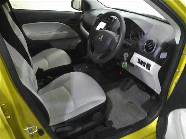 MITSUBISHI MIRAGE