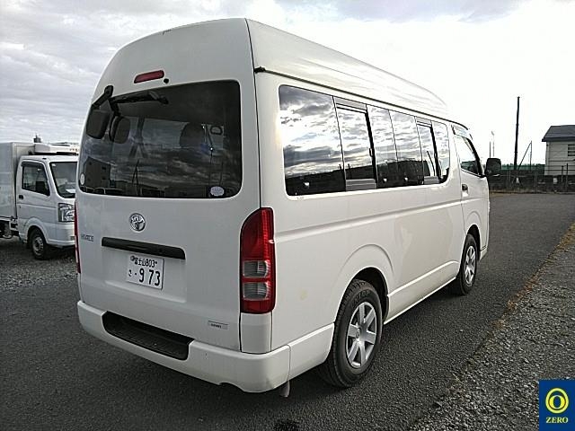 TOYOTA REGIUS ACE