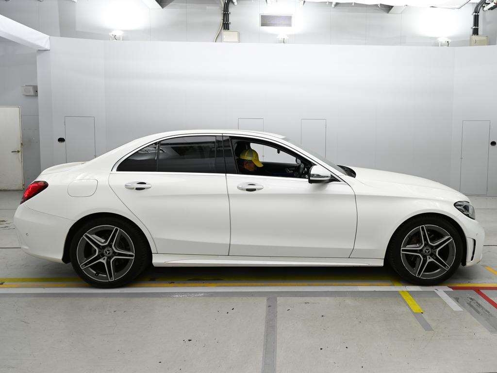 MERCEDES-BENZ C-CLASS