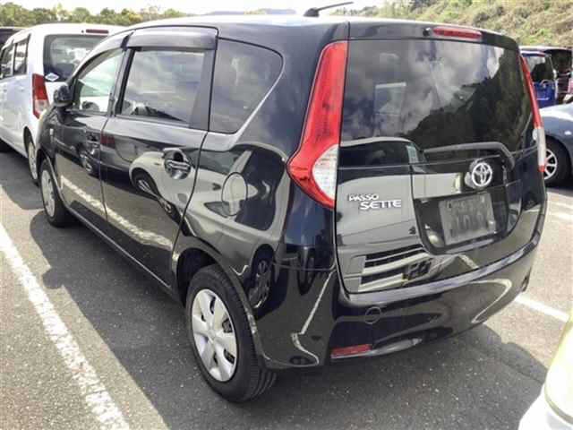 TOYOTA PASSO SETTE