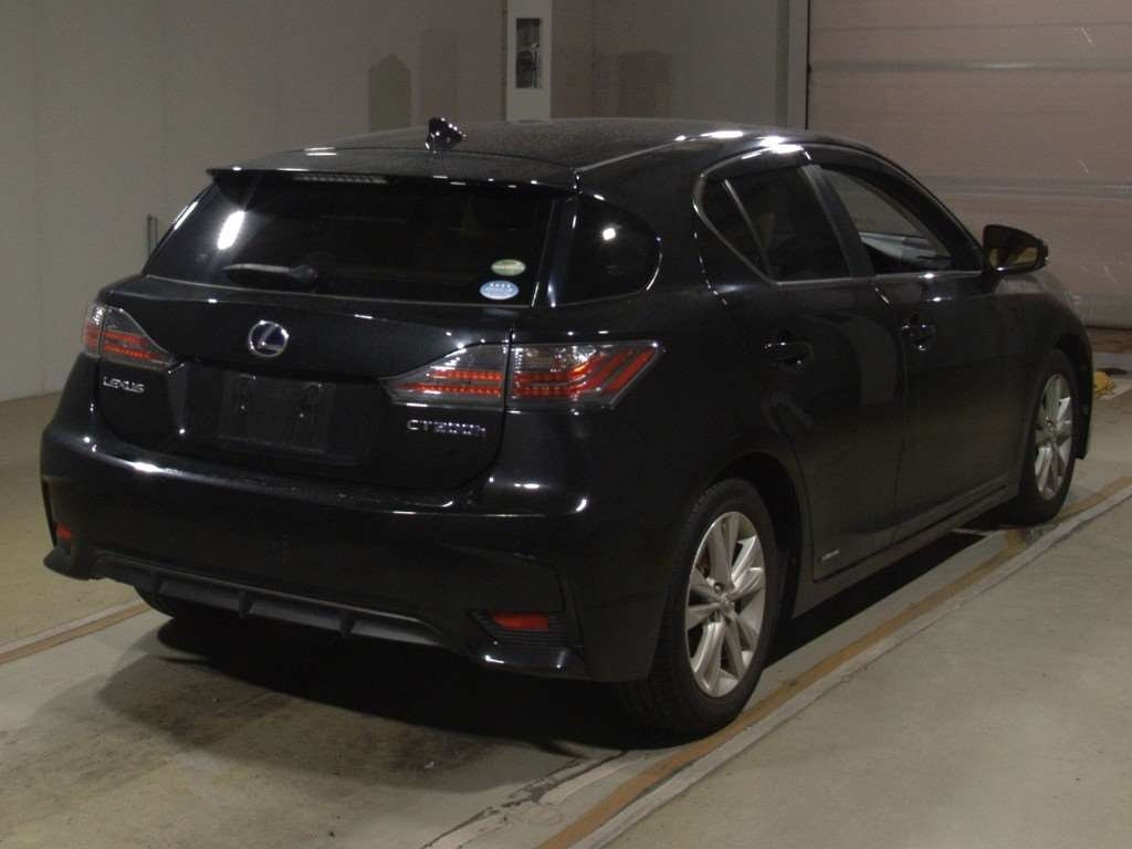 LEXUS CT200H