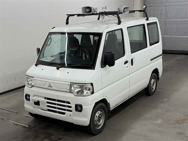 MITSUBISHI MINICAB