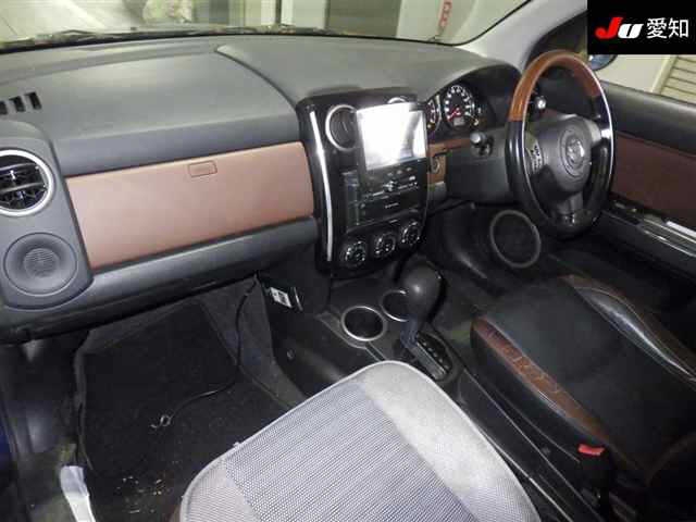 MAZDA VERISA