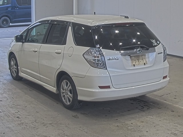 HONDA FIT SHUTTLE