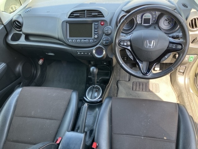 HONDA FIT SHUTTLE