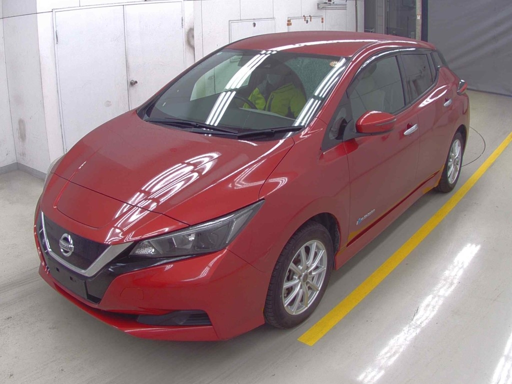NISSAN LEAF