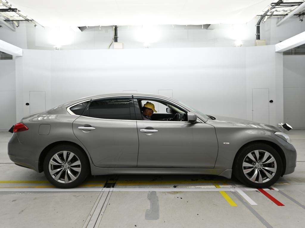 NISSAN FUGA