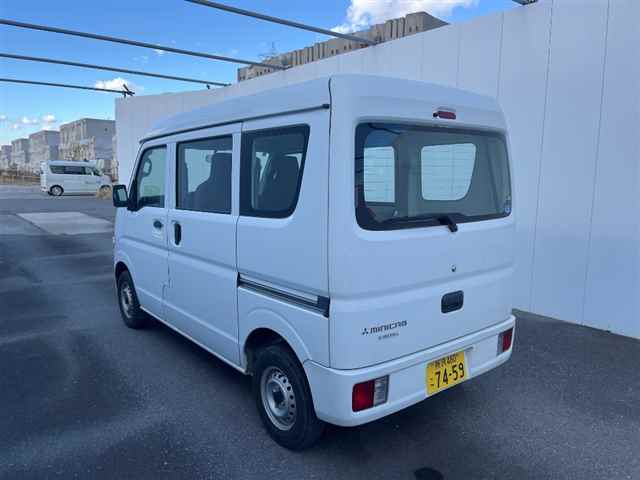 MITSUBISHI MINICAB