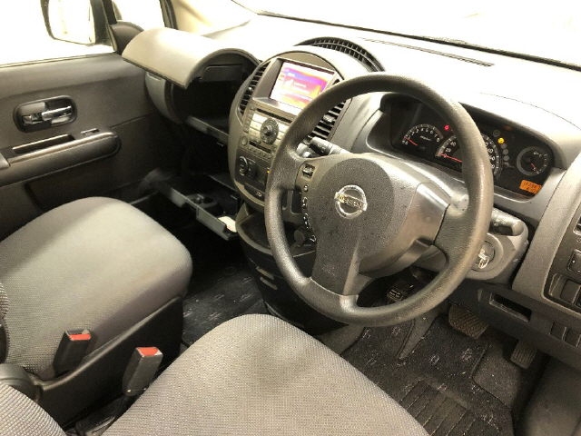 NISSAN LAFESTA