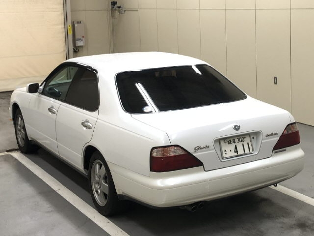 NISSAN GLORIA