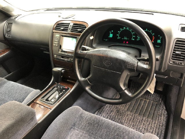 NISSAN GLORIA