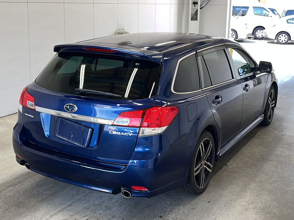 SUBARU LEGACY