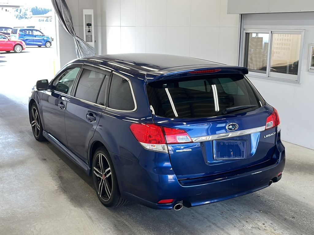 SUBARU LEGACY