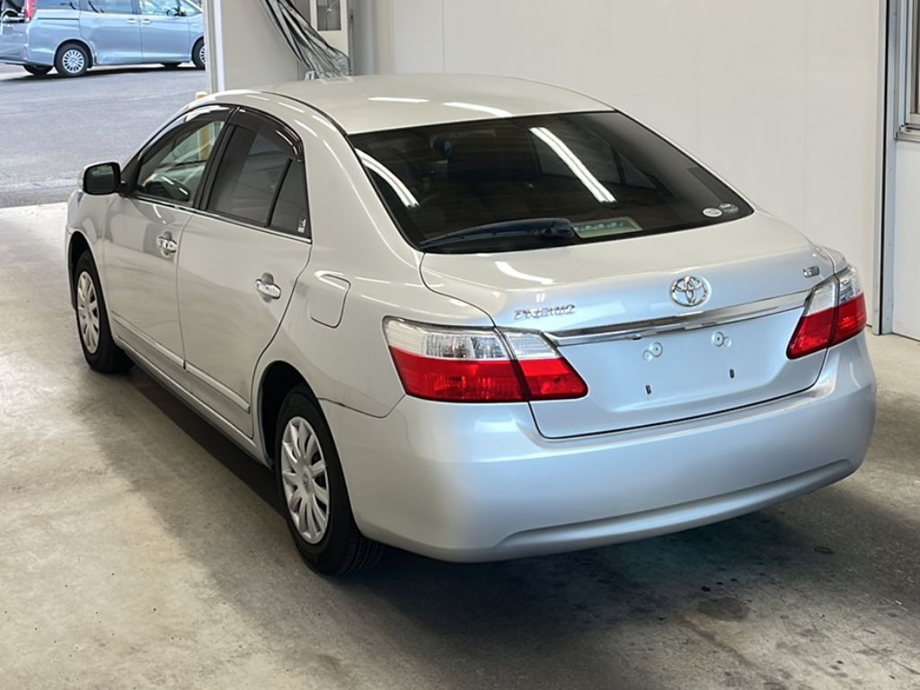 TOYOTA PREMIO