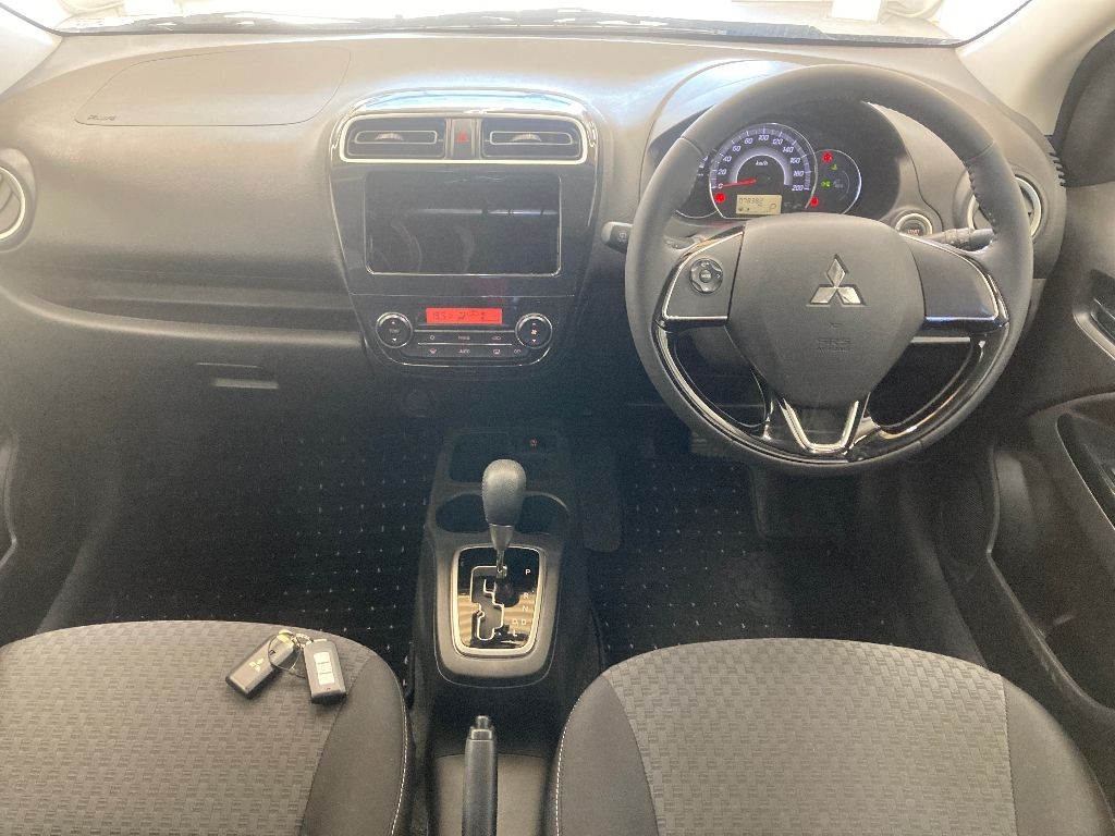 MITSUBISHI MIRAGE