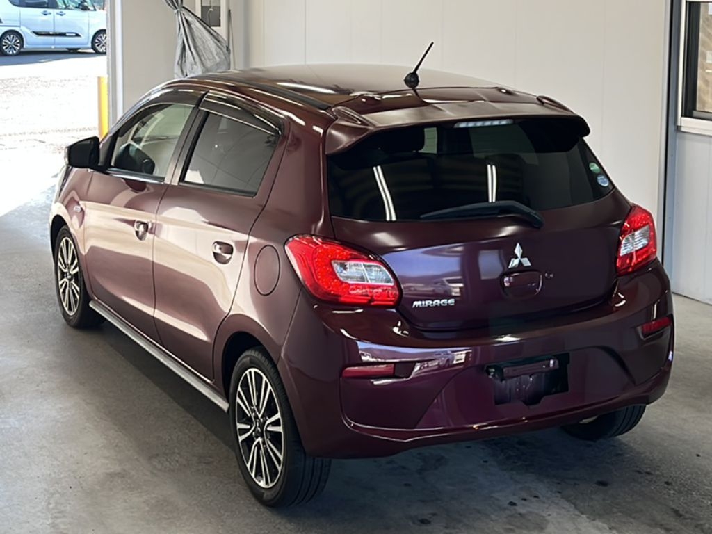 MITSUBISHI MIRAGE
