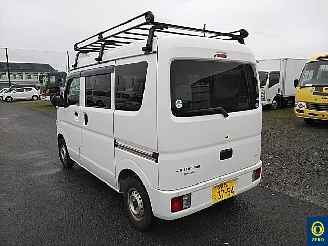 MITSUBISHI MINICAB