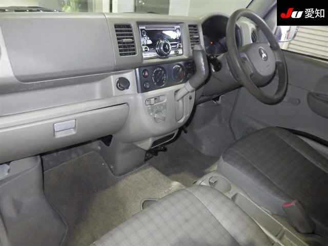 MITSUBISHI MINICAB