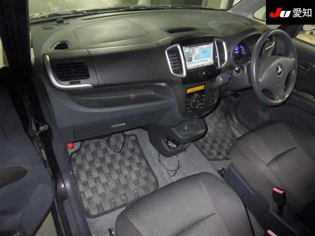 MITSUBISHI DELICA D:2