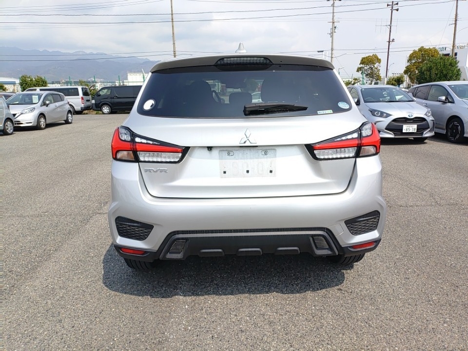 MITSUBISHI RVR