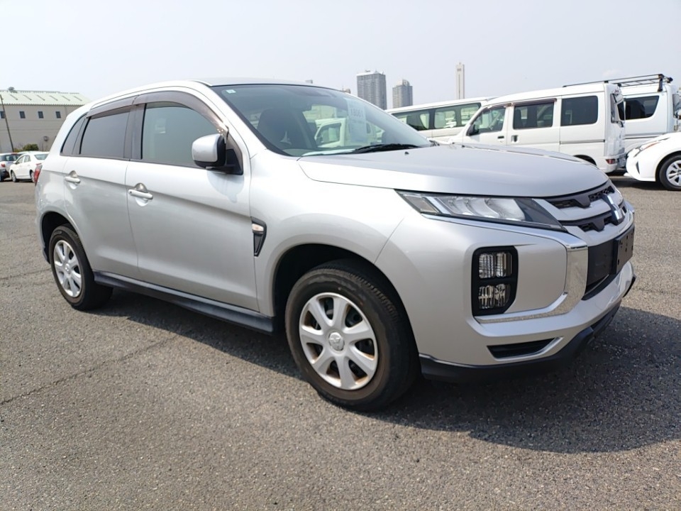 MITSUBISHI RVR