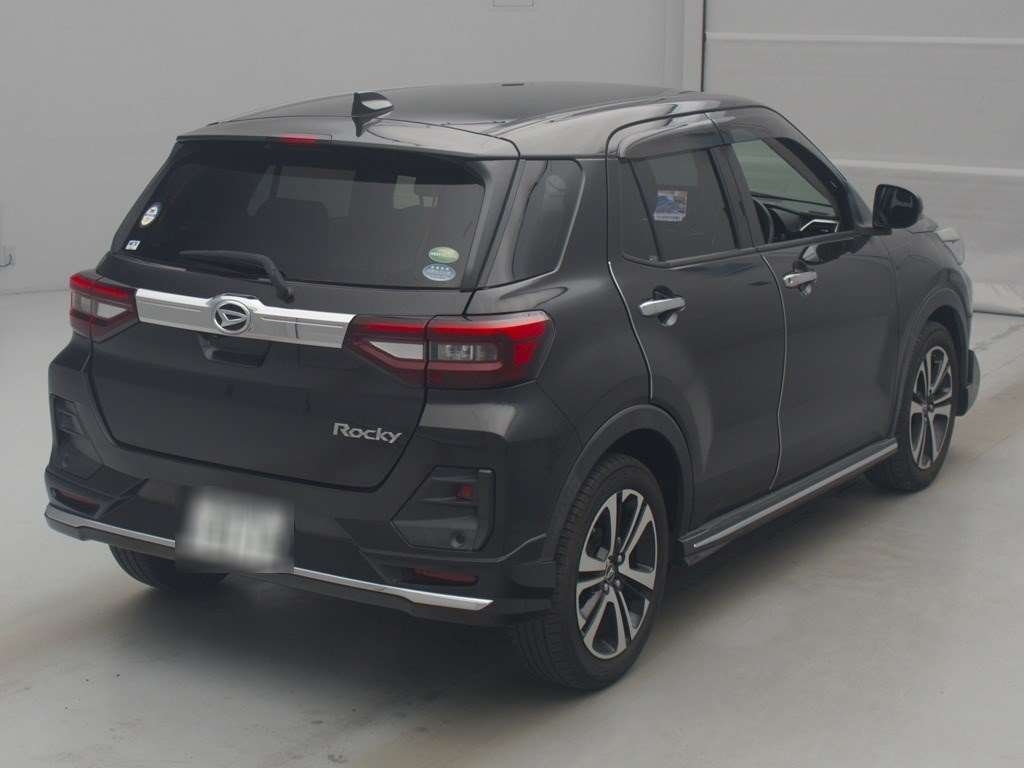 DAIHATSU ROCKY