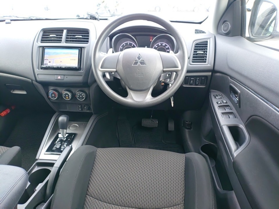 MITSUBISHI RVR