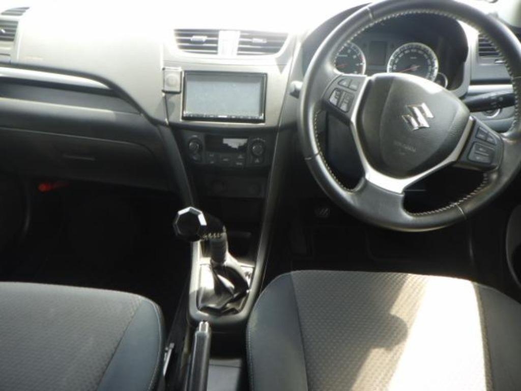SUZUKI SWIFT