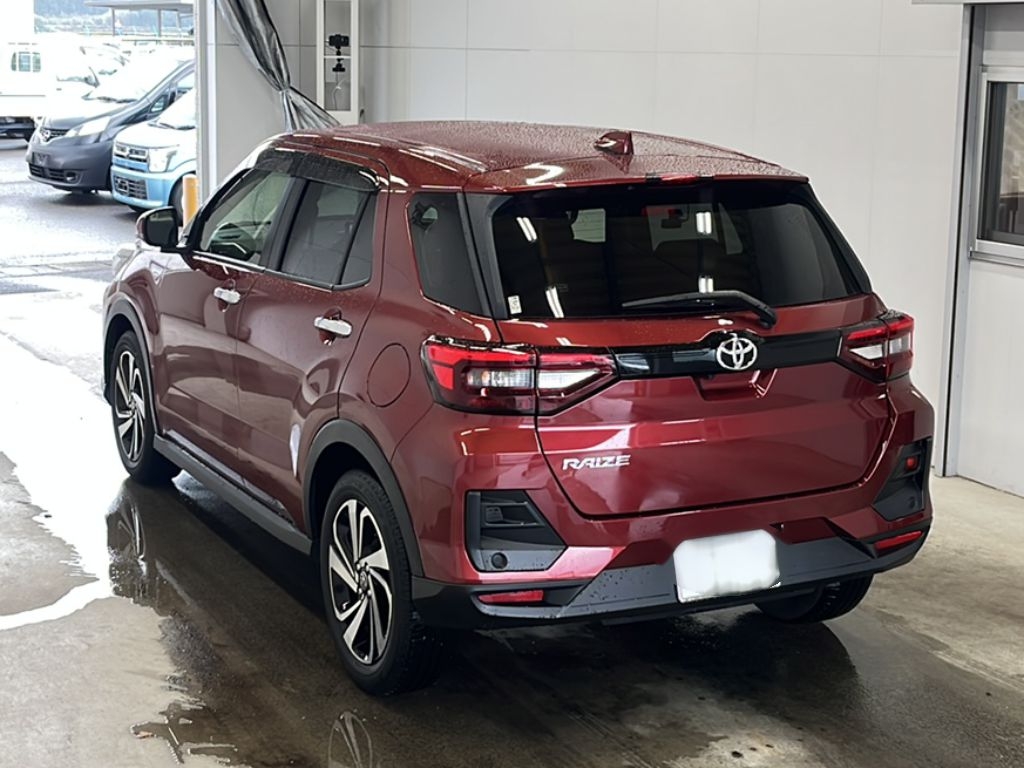 TOYOTA RAIZE
