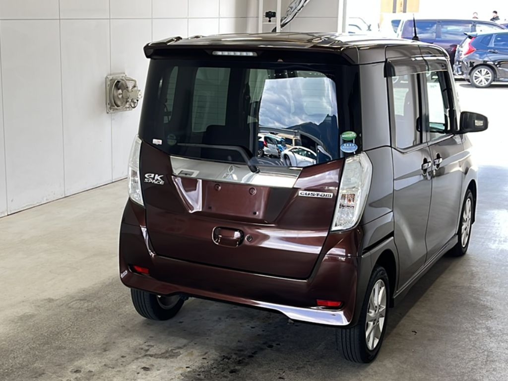 MITSUBISHI EK SPACE