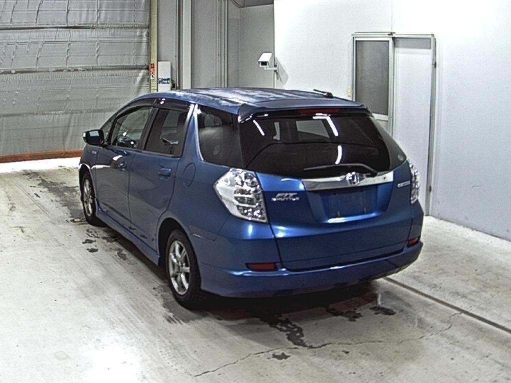 HONDA FIT SHUTTLE