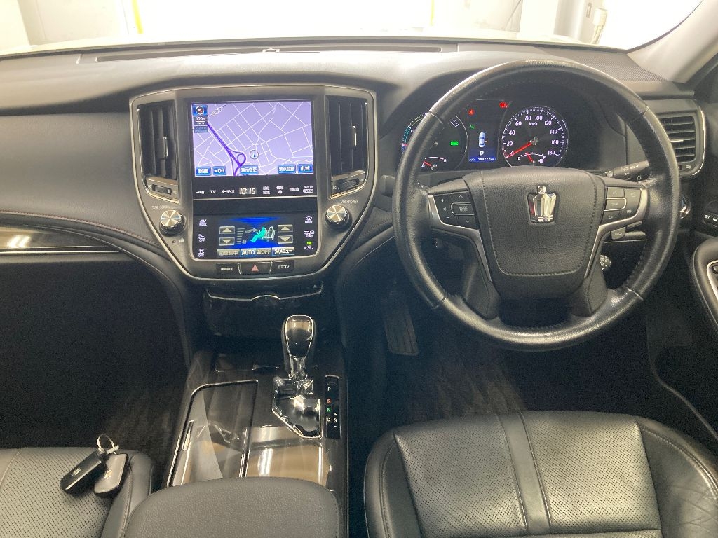 TOYOTA CROWN