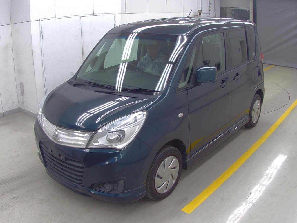 MITSUBISHI DELICA D:2