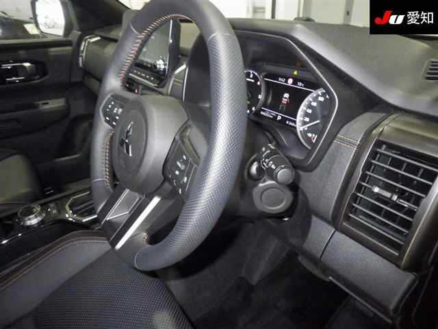 MITSUBISHI TRITON