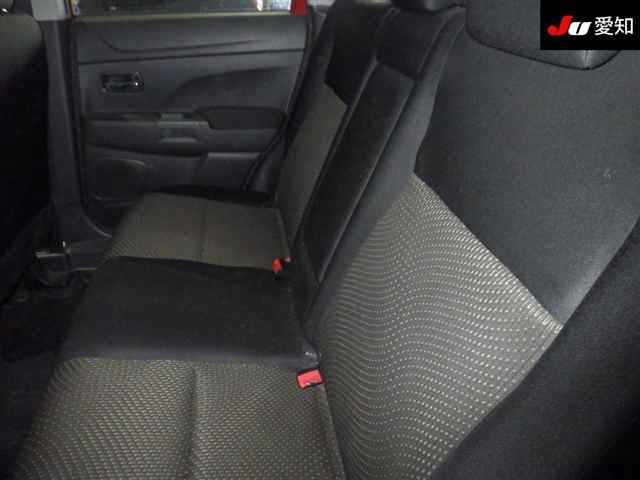 MITSUBISHI RVR
