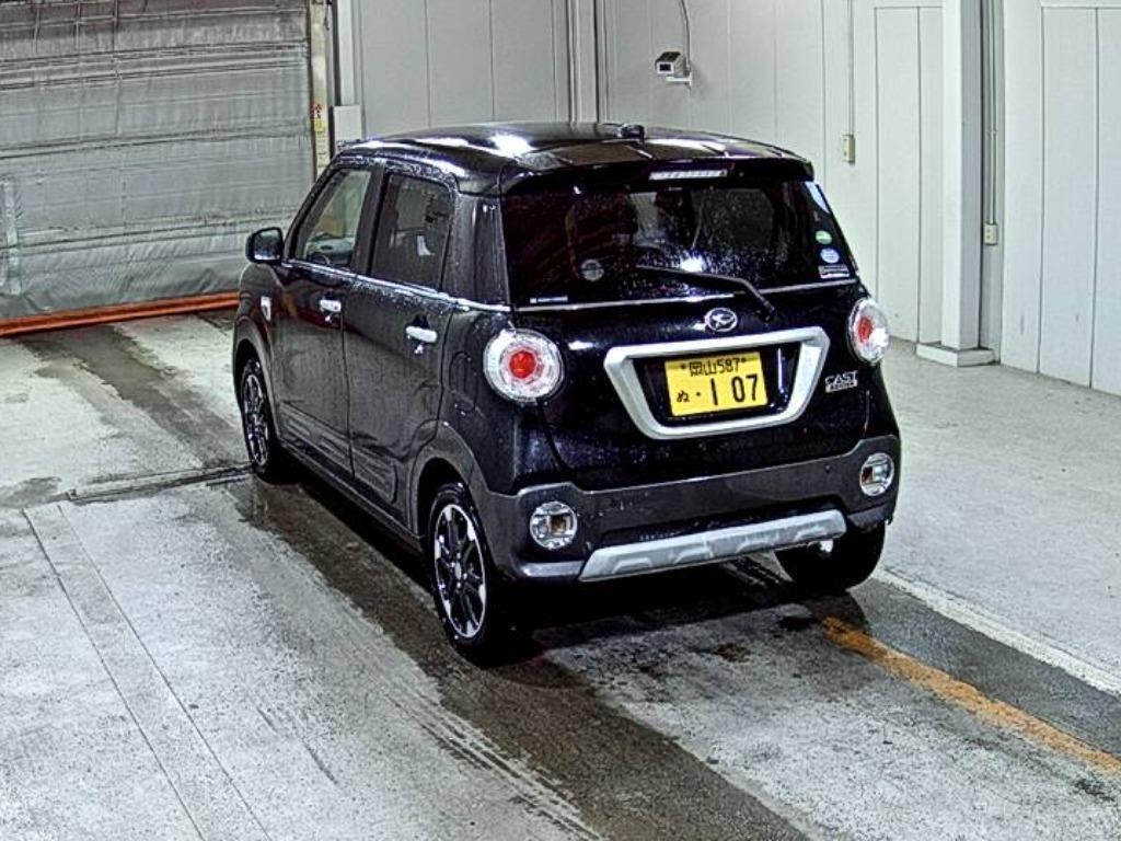 DAIHATSU CAST