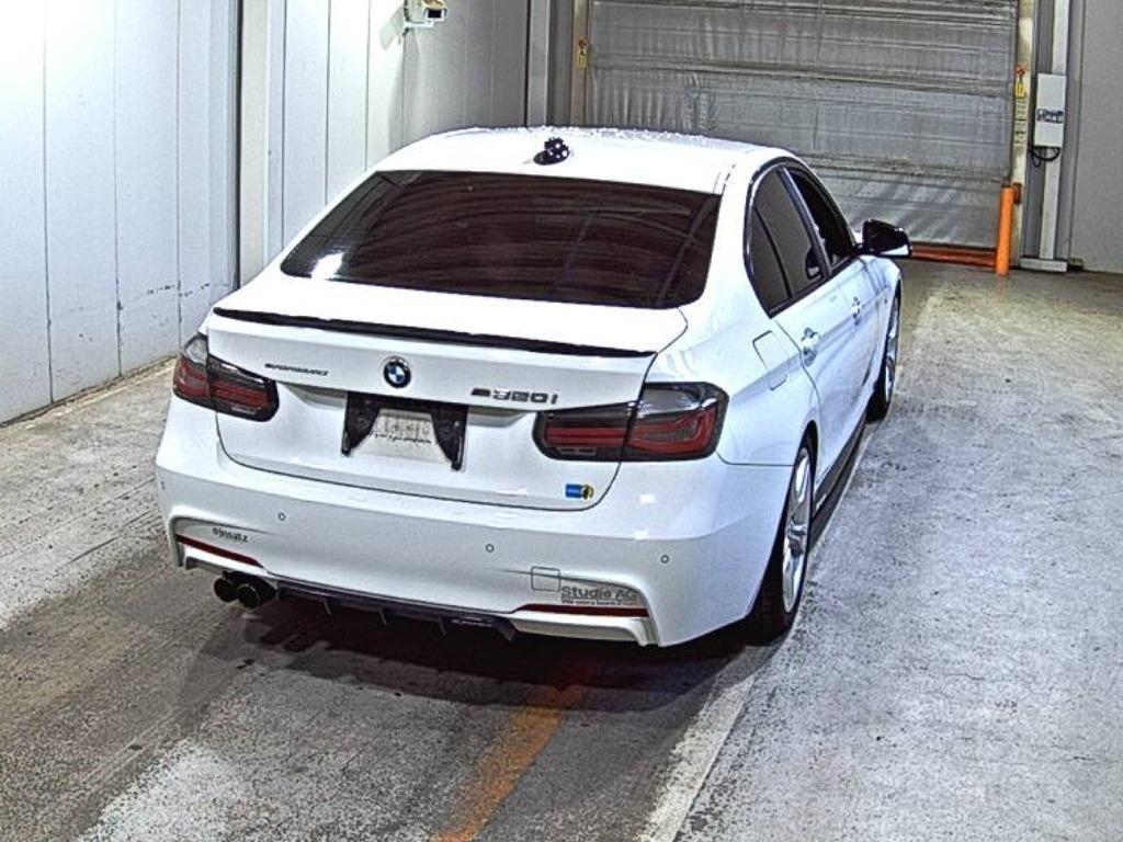 BMW 3-SERIES