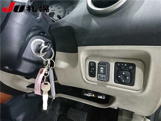MITSUBISHI COLT PLUS