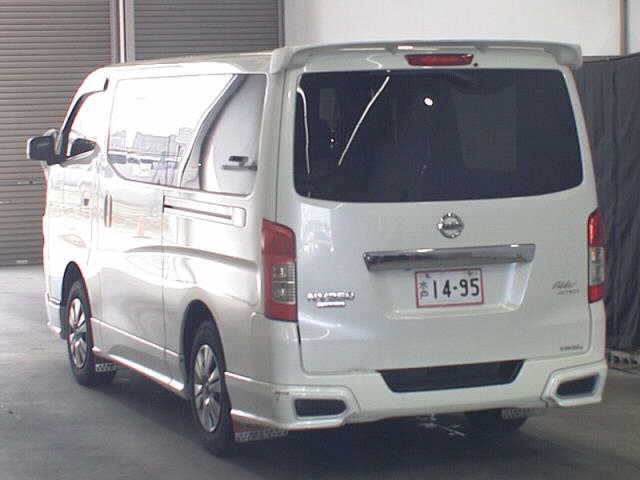 NISSAN NV350 CARAVAN