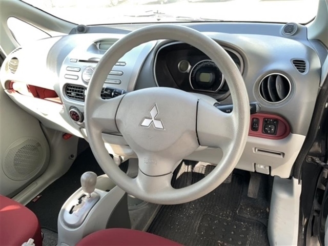MITSUBISHI I