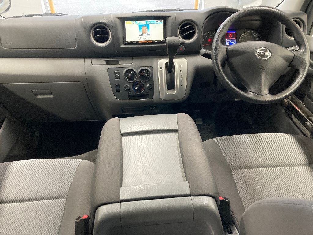 NISSAN NV350 CARAVAN