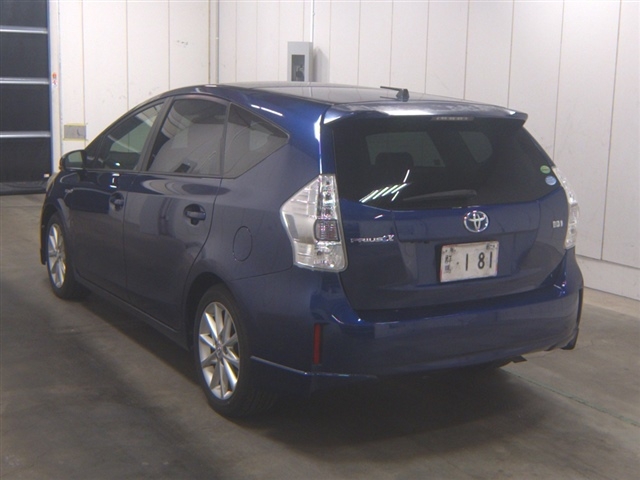 TOYOTA PRIUS ALPHA