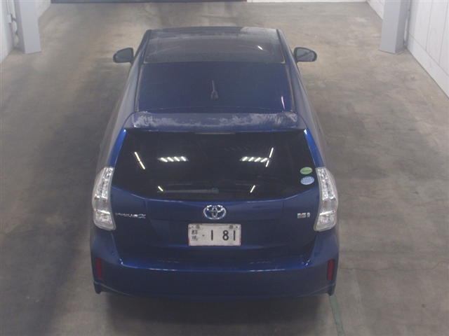 TOYOTA PRIUS ALPHA