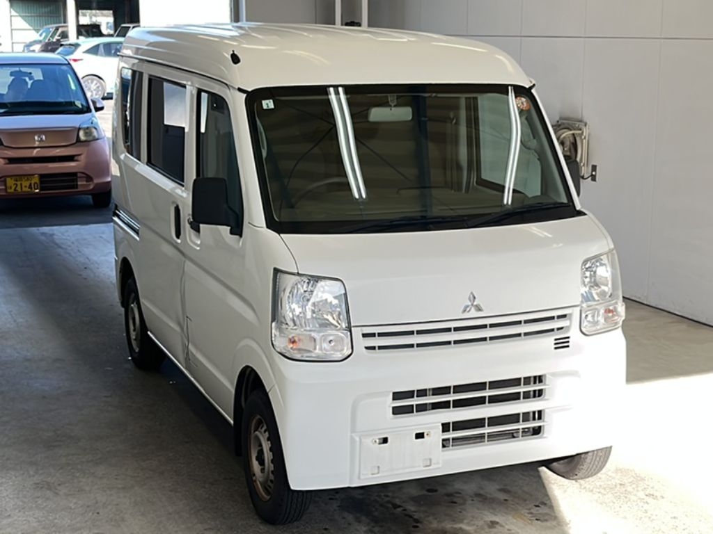 MITSUBISHI MINICAB